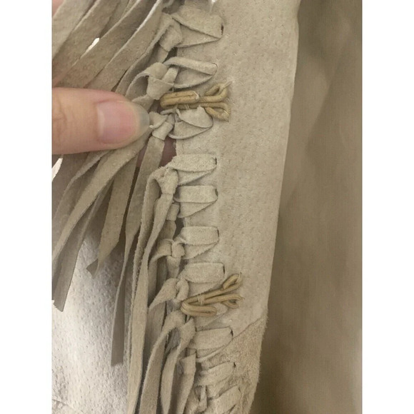 Dialogue Beige Leather Jacket with Fringe and Cropped Design - Picture 7 of 8
